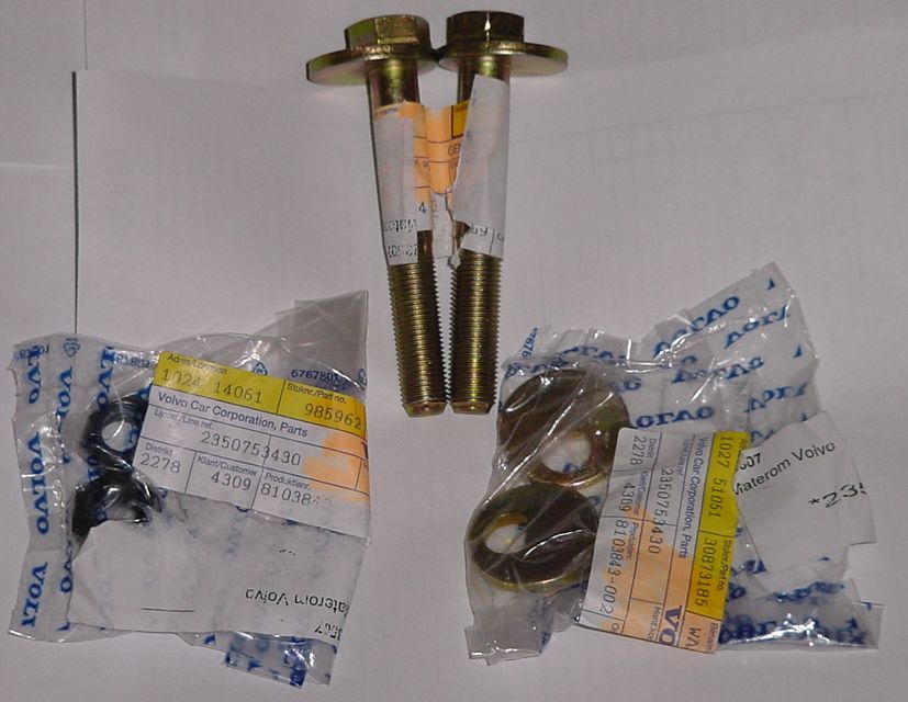 Kit montaj tiranti spate S40/V40 Kit montaj tiranti spate S40/V40